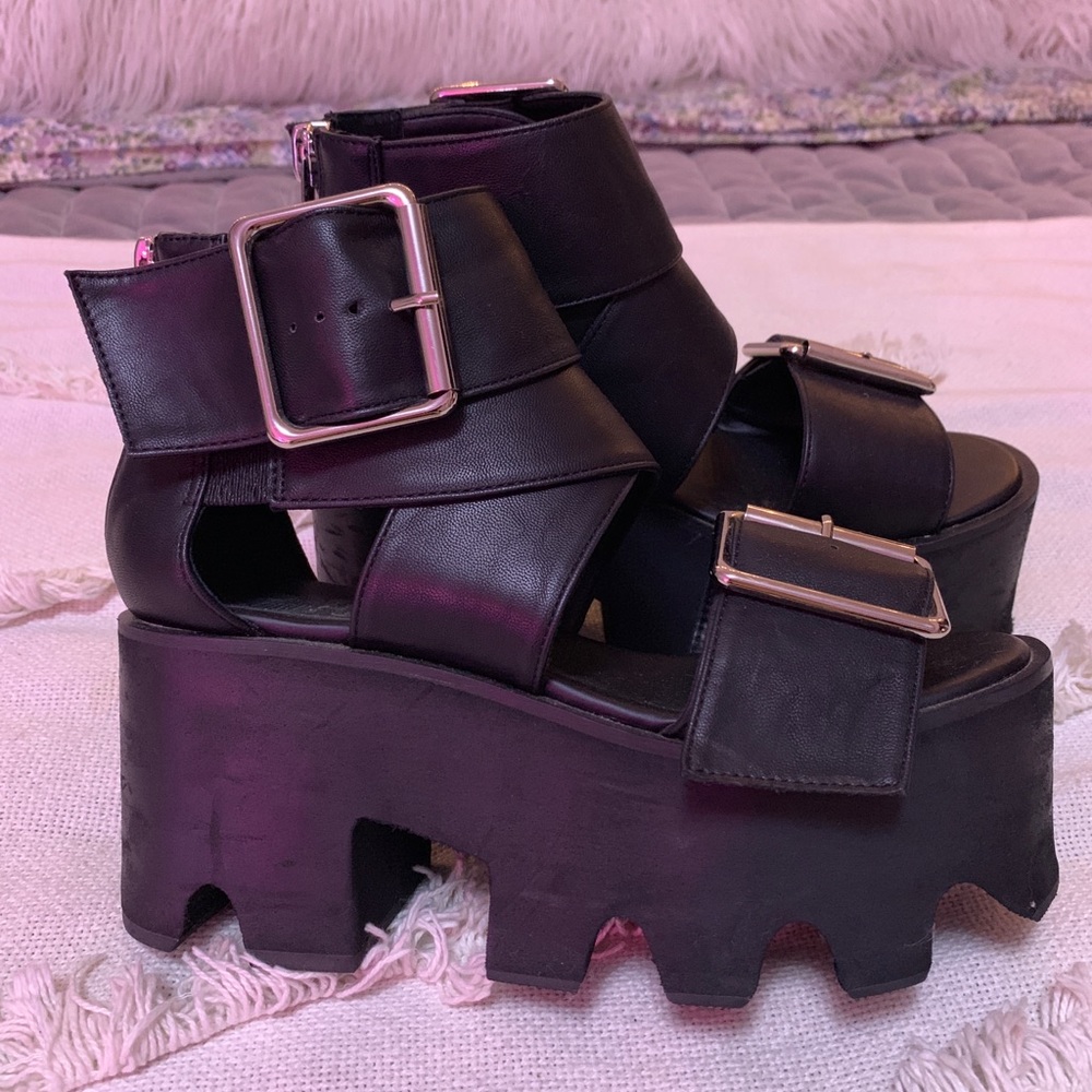 Current Mood Platform Sandals